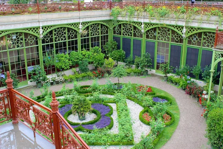 lawn-walkway-backyard-botany-garden-landscaping
